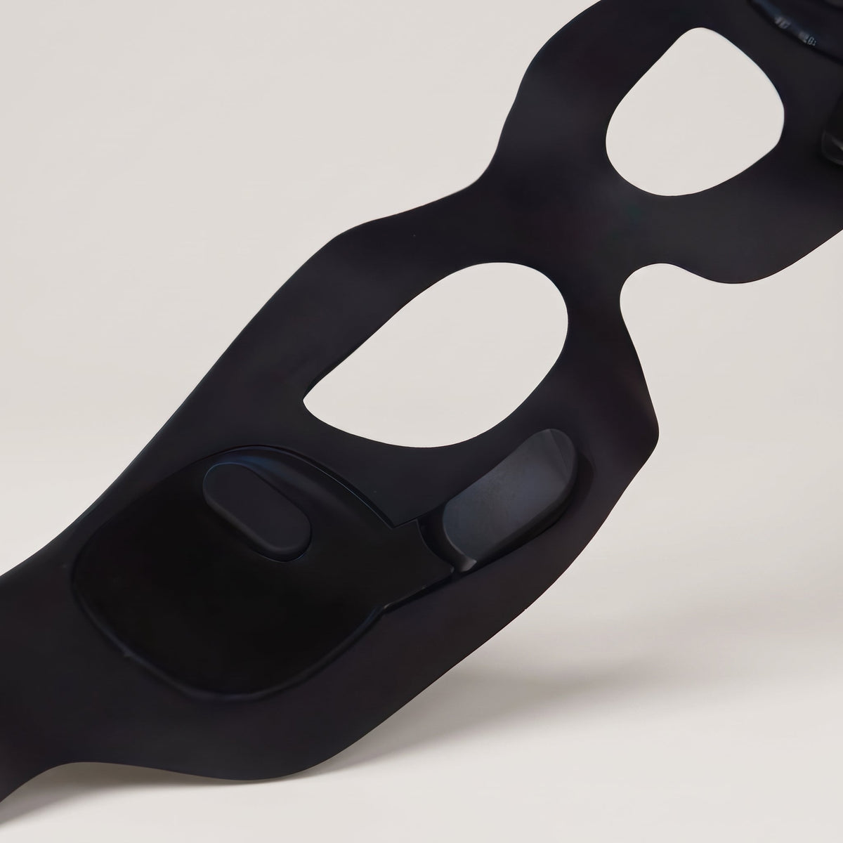 REVYLIFT™ Rejuvenating EMS Eye Mask - REVYLIFT